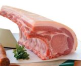 Carre Porc APVC 160x130 - Brochette de porc maison (oignons - poivrons)