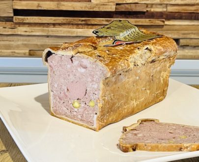 IMG 9223 405x330 - Pâté en croûte de Canard Pistaché au Porto (250gr)