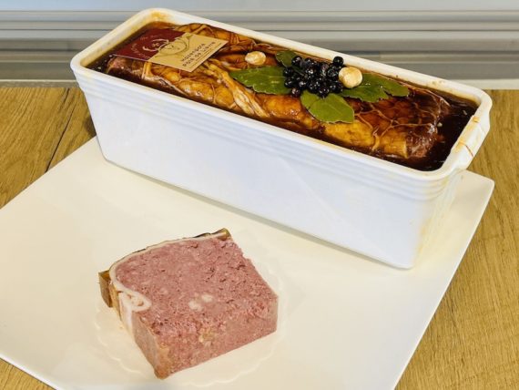 IMG 9230 570x428 - Pâté de Lièvre (250gr)