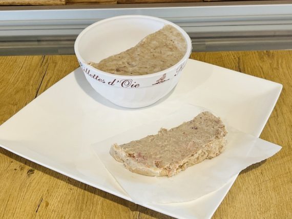 IMG 9243 570x428 - Rillettes d'oie (250gr)