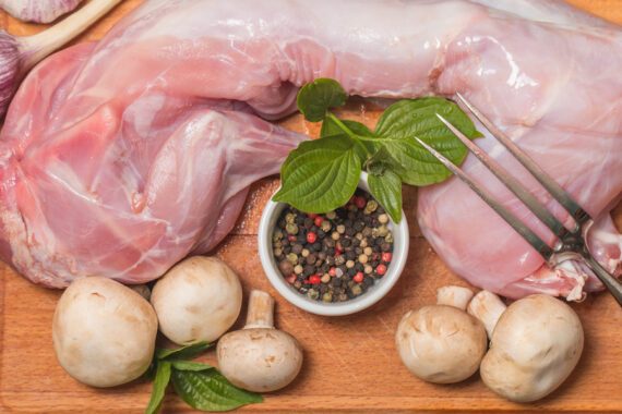 Lapin entier Prince des prés (+-1,4Kg)