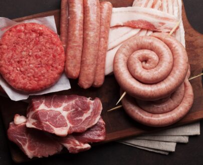 raw meat and sausages 2024 12 02 12 29 54 utc Grande 405x330 - Colis 15Kg